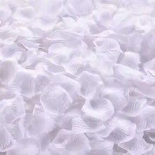 Artificial Silk Rose Petals (500–3000 pcs) – Romantic Wedding Decoration – Table or Aisle Scatter