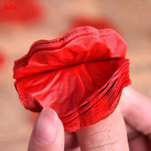 Artificial Silk Rose Petals (500–3000 pcs) – Romantic Wedding Decoration – Table or Aisle Scatter