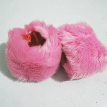 Women’s Faux Fur Arm Warmers – Plush Soft Cuffs – Elastic Winter Accessory